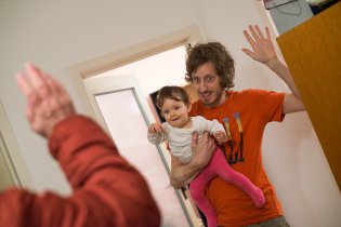 Verunko, udělej babičce pá pá