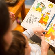 Asi nejoblíbenější knížka rodičů - Potkal Klauna potkal Klaun od Jana Vodňanského z roku 1984 - obsahuje opravdu brilantní verše