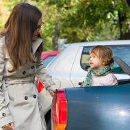 Maminko, pustíte mě dnes aspoň na chvilku z kufru, prosím?