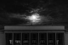 Tento večer se k dramatu neschylovalo uvnitř, nýbrž nad Janáčkovým divadlem