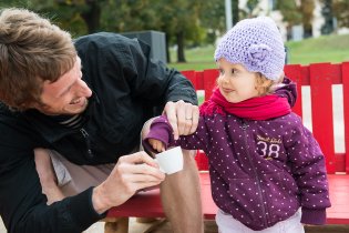 Tvrdý boj o šálek výborného espressa z Piknik Boxu v Björnsonově sadu