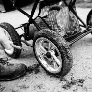 Procházky s kočárkem s sebou přináší nám dosud neznámá dobrodružství