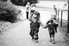 A támhle bydlíme my a náš nový sporák, Patěnko!