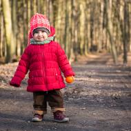 Verunka mačká antistresový balónek, protože bývá z focení nervózní :-)