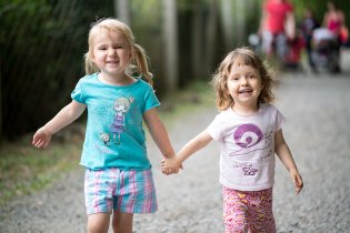 Holky se dlouho neviděly - to je radosti!