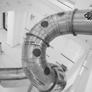 A mají tu i parádní tobogan!