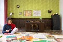 V herně pro děti mají ohromné množství krásných knížek spoustou krásných obrázků