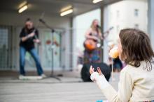 Cukrová vata nesmí na žádné společenské akci chybět