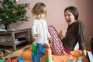 Lenka kvílí, protože nic vyššího nás Verunka nikdy postavit nenechala
