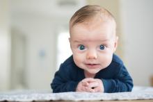 Adámek přišel na focení patřičně připraven - načesán a s naleštěnýma očima