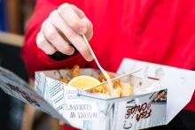 Konečně stánek s nějakou kloudnou baštou