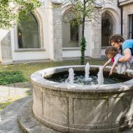 Objev dne - utajené atrium za křížovou chodbou
