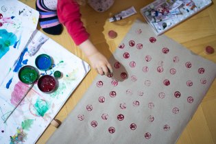 Výroba domácího balícího papíru