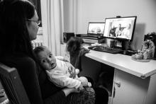 Babi, dědo, máte čas na skajp?