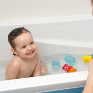 Cáky cáky cáky cák, táto vem mě na koupák!