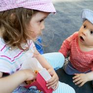 Ty mi opravdu nedáš už ani jeden kousek popcornu?!