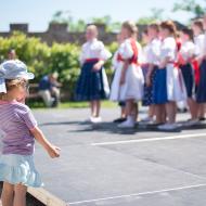 Verunka by nejradši skočila na pódium, asi je nejvyšší čas ji přihlásit do nějakého souboru