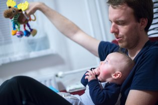 Honza Adámkovi názorně předvádí, jaký je rozdíl mezi losem a sobem