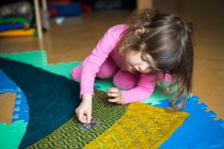 Tzn. "blokování" šátku je nejlepší dělat hned ráno, ještě v pyžamu