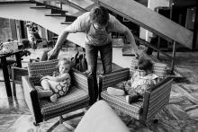 DJ Míla to v kavárně Pole roztáčí ve velkém