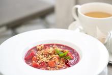 Sice nevíme, co je to Čirok, ale kaše z něj vypadá v Café Momenta dobře