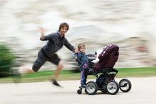 Na nádvoří zámku v Náměšti nad Oslavou trénujeme průjezd pravotočivé zatáčky