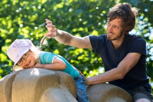 ... a jedna copatá u Anthroposu