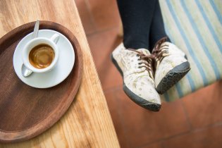 Na kafi jsme nakonec skončili Mezi Domy na Jižáku