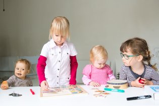 Jediný a vzácný moment, kdy se nám podařilo dostat do záběru všechny čtyři děti