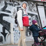 Verunka se pevně drží dobrého bidla