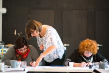 Tom fotil na kurzu moderní kaligrafie