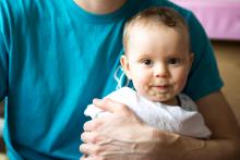 Z toho kluka úplně vyzařuje moudrost