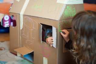 Tvořeníčko s tatínkem je trochu megalomanské