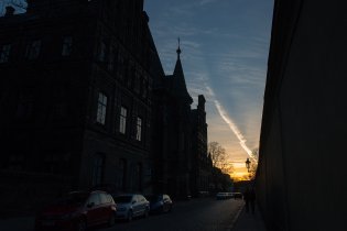 Slunce zapadá za Apolináře