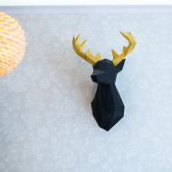 V prestižní kavárně Monolok měli samé rezervace, tak jsme si své Ristretto nakonec vychutnali pod jelenem