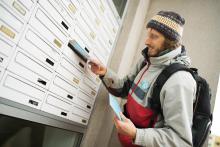 Hurá! Schránky přístupné zvenku!