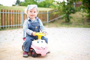 Neboj, Radovánku, brzo Tě zase převlékneme do pracovního