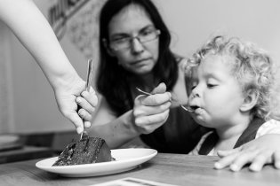 Kdyby nebylo My Kitchen tak blízko petrovské katedrále, a kdyby nemělo otevřeno v neděle dopoledne, pravděpodobně bychom tolik nemlsali