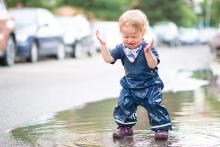 Radovánku, mám Ti donést šampon?