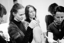 Ženské adventní setkání na faře, tentokrát ve znamení vůní - vyráběly se krémy...