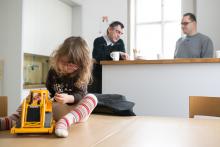 Ve farní kavárně se dá taky dobře pohrát