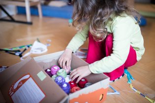 Milé děti, maminka prý potřebuje trochu udělat pořádek v bavlnkách