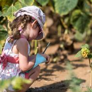 Verunka si založila deníček, do kterého si kreslí vše, co jí  zaujme