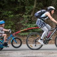 Verunka sice šlapala jako divá, ale Lenka si stejně stěžovala, že to jde nějak ztěžka
