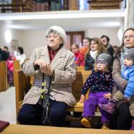 Verunka nečekaně vydržela celý obřad pozorně sedět, Radovánek dle očekávání vydržel totéž asi 3 minuty