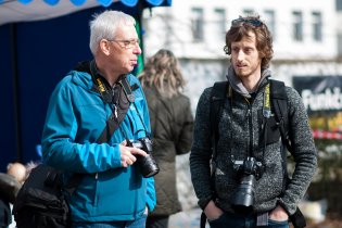 Tak já je budu fotit zleva a vy zprava jo?