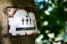 Ke třem křížům tudy, prosím