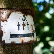 Ke třem křížům tudy, prosím