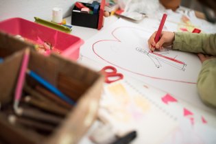 Nepotřebujete někdo vybarvit Ježíše? - Verunka je v tom už mistr