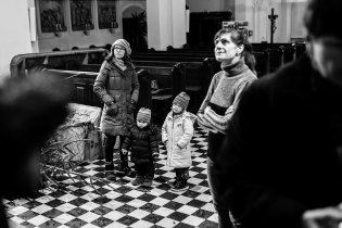 Tak co myslíte, vejde se tam ten strom nebo ne?